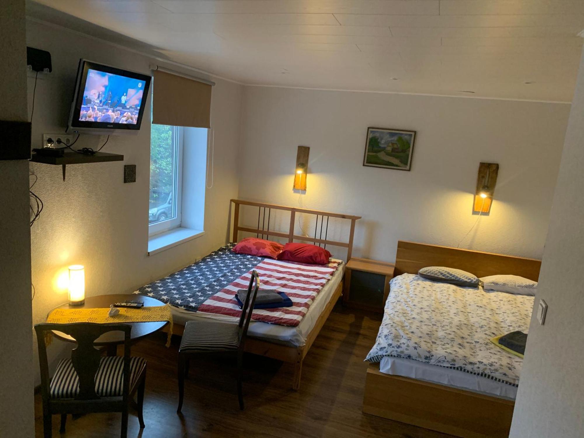 Piiri 12, Apartment - 2 Big Beds - Very Cute Apartment Тарту Екстериор снимка